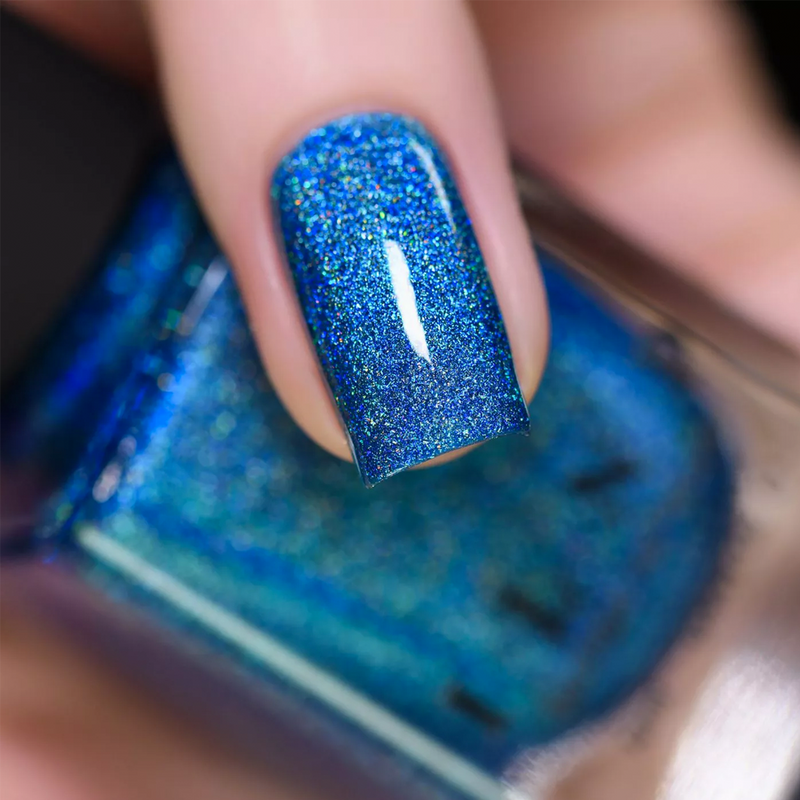 ILNP Serenity pacific blue holographic nail polish swatch macro